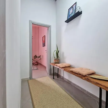 Con Parcheggio Gratuito Apartment